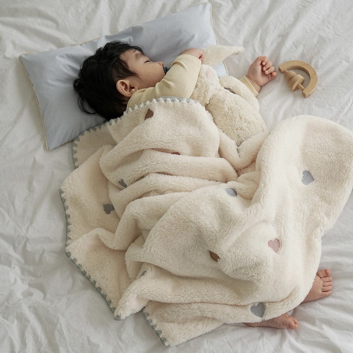 الشتاء الطفل البطانيات الوليد  - مراجعة Baby Boy Nursery Quilt وسعره