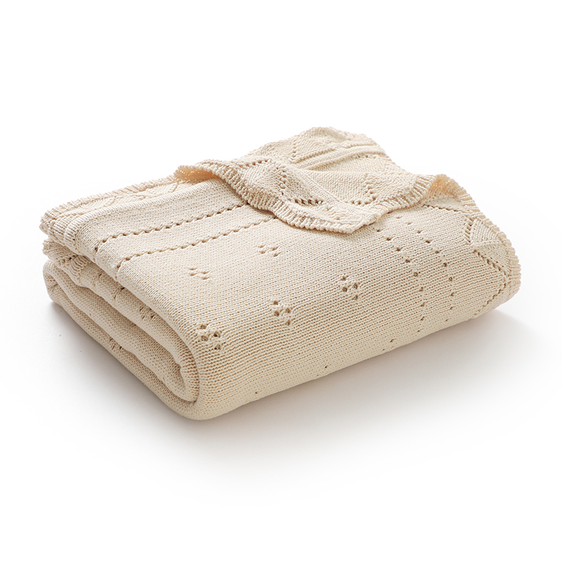 بطانيات أطفال قطنية محبوكة 100 - مراجعة Baby Boy Nursery Quilt وسعره